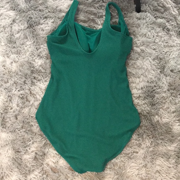 Green ribbed swimsuit - Picture 4 of 4
